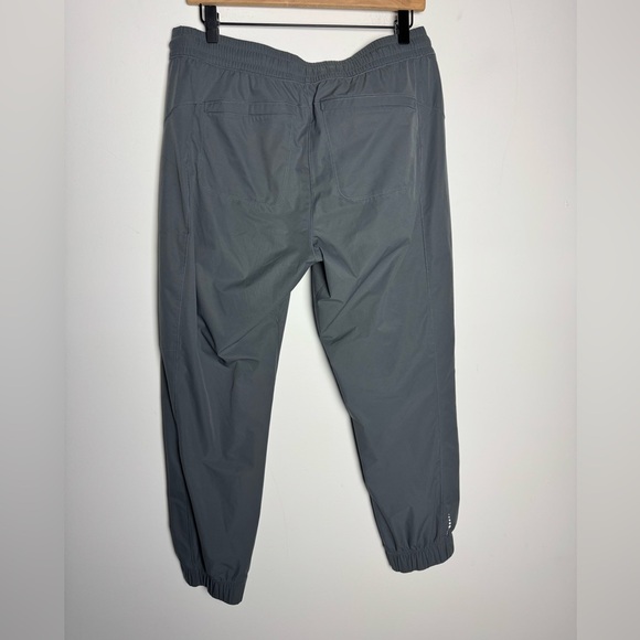 Title Nine Switchback Ultralight Hiking Joggers size Medium - Picture 4 of 9